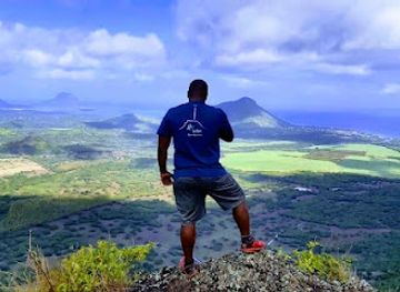 mauritius/trou-aux-cerfs/attraction/wes-aventure-randonnees