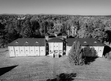 virginia/charlottesville/attraction/blue-ridge-sanitarium