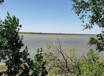 north-dakota/lake-sakakawea/attraction/cut-bluff-overlook