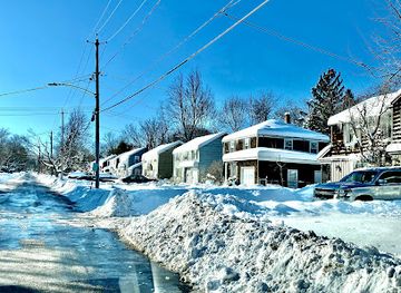 new-york/syracuse/university-hill/attraction/e-m-mills-rose-garden