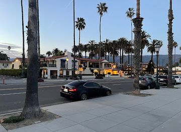 california/santa-barbara/santa-barbara-waterfront/attraction/stearns-wharf