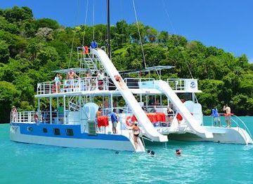 costa-rica/manuel-antonio/attraction/planet-dolphin-catamaran-manuel-antonio