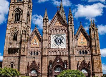 mexico/guadalajara/attraction/templo-expiatorio-del-santisimo-sacramento