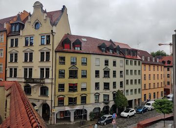 germany/munich/attraction/lueg-ins-land