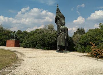 hungary/alfold-great-hungarian-plain/attraction/memento-park-statues-from-the-communist-dictatorship