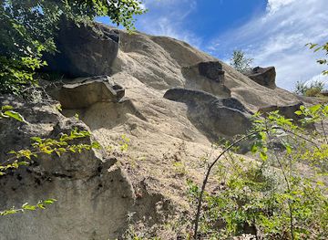 romania/banat/attraction/trovantii-din-bertea