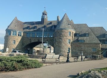 rhode-island/narragansett-beach/attraction/narragansett-gazebo