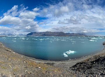iceland/skaftafell-national-park/attraction/viewpoint-over-jokulsarlon