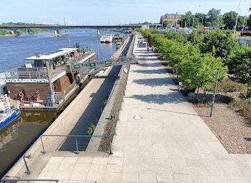 poland/warsaw/attraction/vistula-boulevards