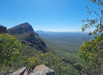 australia/grampians/attraction/mount-abrupt-mud-dadjug