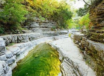 greece/ioannina/attraction/papingo-rock-pools