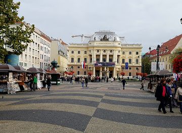 slovakia/bratislava-region/attraction/slovak-national-theatre