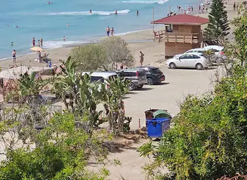 Secret path to the beach