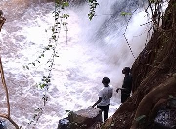 kenya/shaba-national-reserve/attraction/kaithe-water-falls