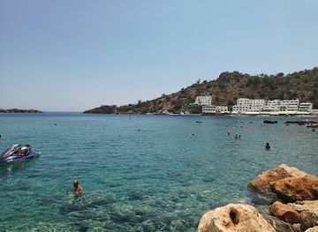 greece/samaria-gorge/attraction/akrogiali-beach