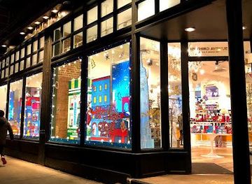 connecticut/greenwich-point-park/attraction/kiehl-s-since-1851