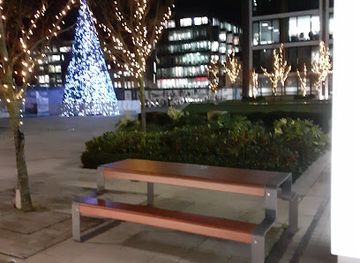 jersey/st-helier/attraction/trenton-square