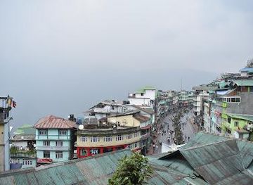 india/darjeeling/attraction/mahatma-gandhi-marg