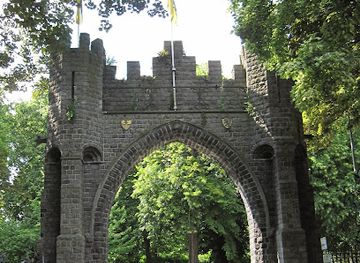 belgium/west-flanders/attraction/groeninge-monument