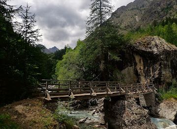 france/ecrins-national-park/attraction/house-ecrins-park