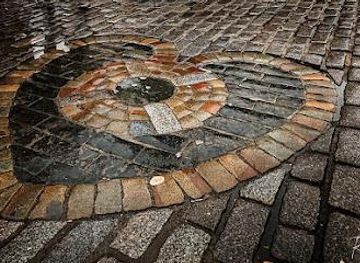 united-kingdom/edinburgh/landmark/heart-of-midlothian-mosaic