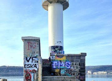 bulgaria/varna/attraction/malkiyat-far