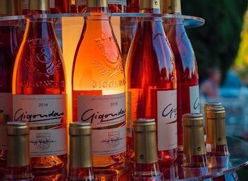 france/avignon/attraction/gigondas-lacave