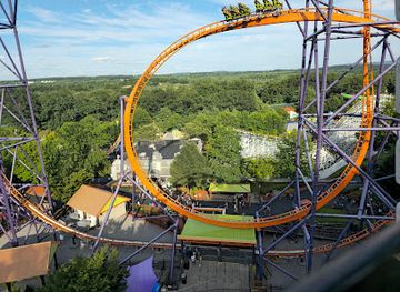 Lake Compounce Amusement & Water Park