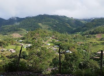 honduras/comayagua-valley/attraction/central-plaza-leon-alvarado