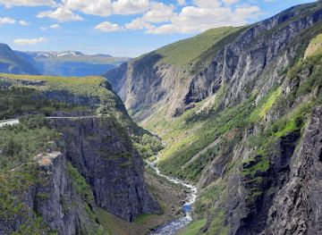norway/hardangervidda-national-park/attraction/nasjonal-turistveg-hardangervidda-scenic-route-start-end