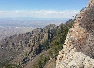 new-mexico/sandia-peak-tramway/attraction/domingo-baca-trailhead