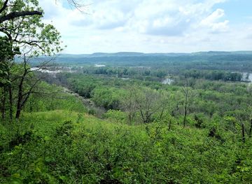 wisconsin/driftless-area/attraction/nelson-dewey-state-park