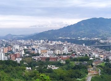 colombia/coffee-axis/attraction/cerro-canceles