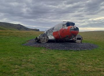 iceland/highlands/attraction/dc-3-airplane-wreck-eyvindarholt-iceland