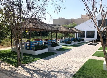 bahrain/budaiya/attraction/hadikat-haywan-tisnim