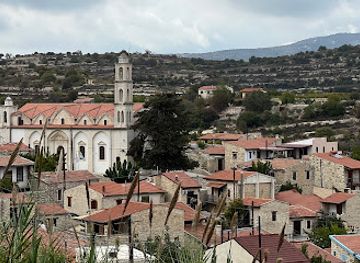 cyprus/limassol-district/attraction/lofou-village