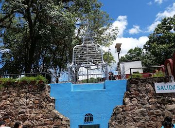 paraguay/chaco-boreal/attraction/tupasy-ykua-caacupe-pozo-de-la-virgen-de-caacupe