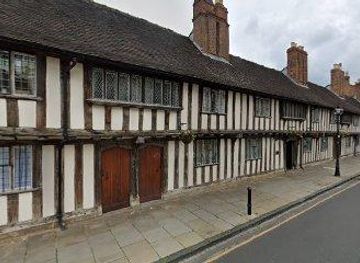 united-kingdom/cotswolds/attraction/almshouses