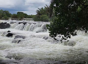 zambia/muchinga-province/attraction/chishimba-falls