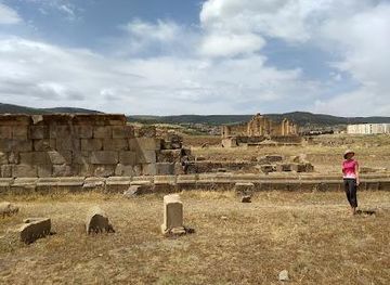algeria/timgad-ruins/attraction/ancient-lambaesis-roman-capitolium-tazoult