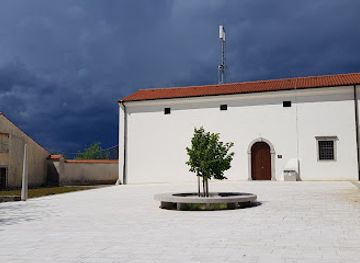 slovenia/sezana/attraction/kobilarna-lipica-muzej-lipicanca-lipikum