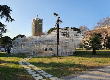 albania/tirana/skanderbeg-square/attraction/the-cloud