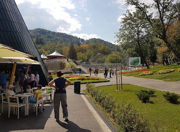 romania/brasov/tractorul/attraction/zoo-brasov