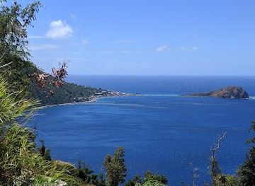 dominica/castle-bruce/attraction/soufriere-bay-marine-reserve-headquarters