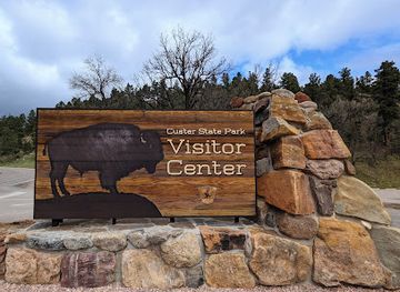 south-dakota/jewel-cave-national-monument/attraction/custer-state-park-visitor-center