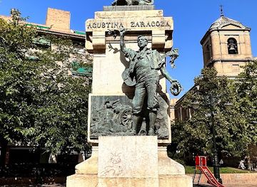 spain/aragon/attraction/monumento-a-agustina-de-aragon