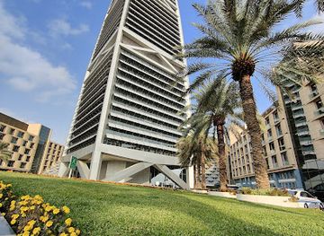 saudi-arabia/riyadh/al-olaya/attraction/al-faisaliah-tower