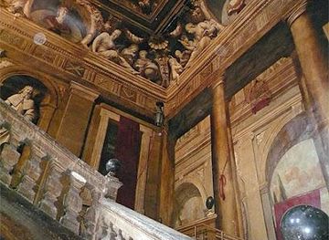 france/aix-en-provence/attraction/hotel-de-chateaurenard