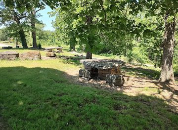 missouri/big-sugar-creek-state-park/attraction/beaver-creek-roadside-park