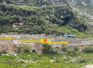 india/himalayas/attraction/roaring-himalaya